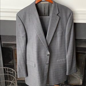 Burberry men’s suit